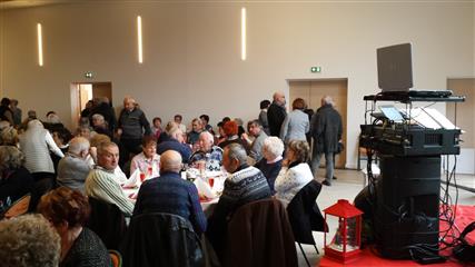 Orchestre DJ jean louis daniel's image grand banquet 300 personnes